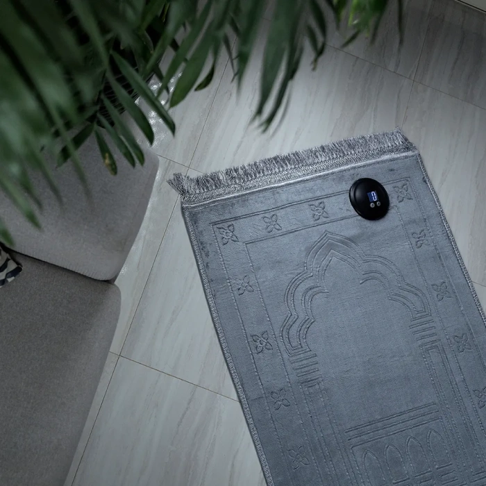 Plain Grey Prayer Rug - Image 3